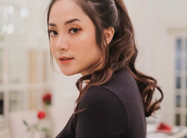 Gina Meidina Putri, Model Cantik Asal Yogyakarta