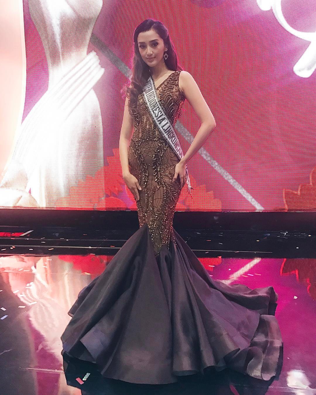 Elfin Pertiwi Rappa, Model Cantik Sekaligus Puteri Indonesia Lingkungan 2014