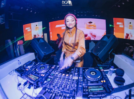Oshien Zuky, DJ Cantik yang Juga Jago Tarik suara