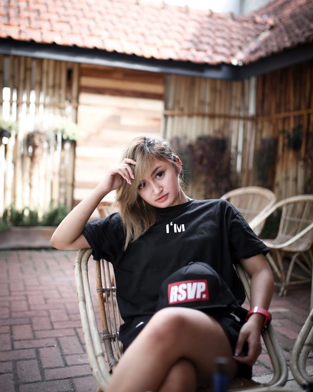 Mellinia Jeveline Mellinia Jeveline