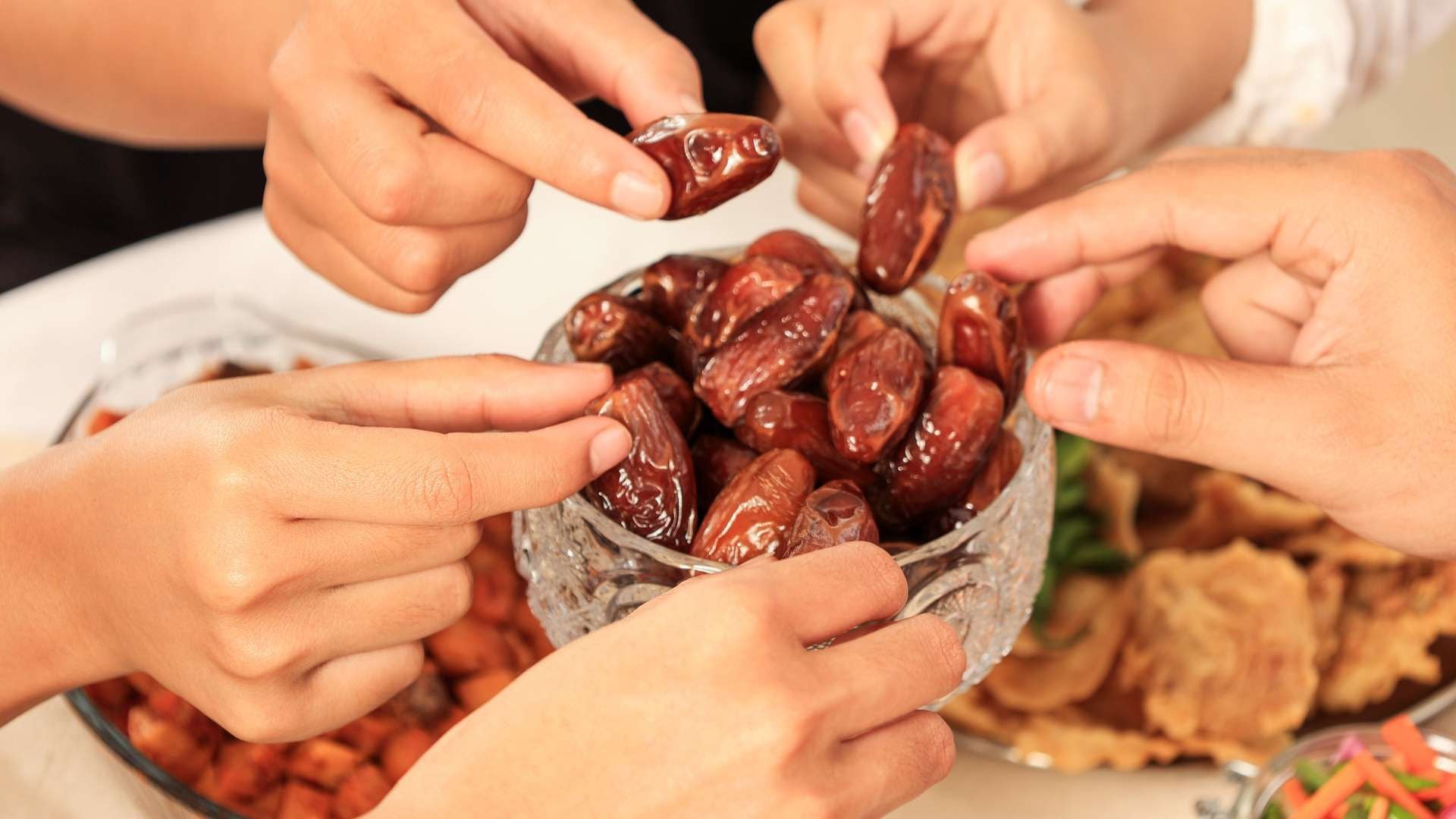 Ternyata Ini Manfaat Konsumsi Kurma Secara Rutin