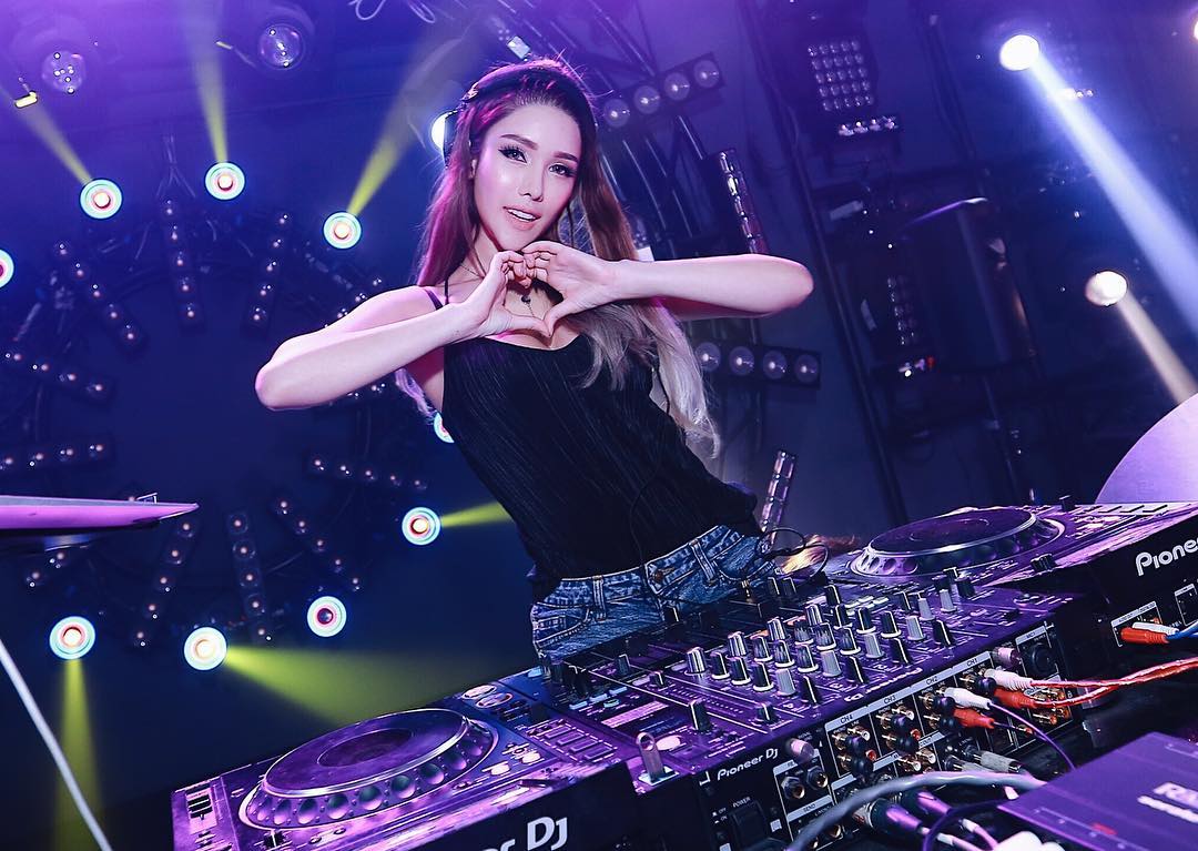 Profil DJ Jade Rasif, DJ Sexy Asal Singapura