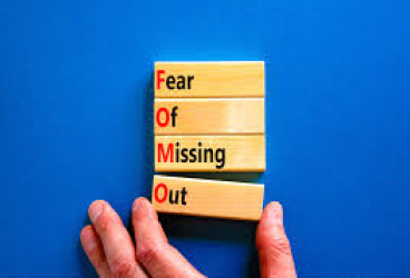 Mengenal FOMO, Fenomena Takut Tertinggal Sesuatu