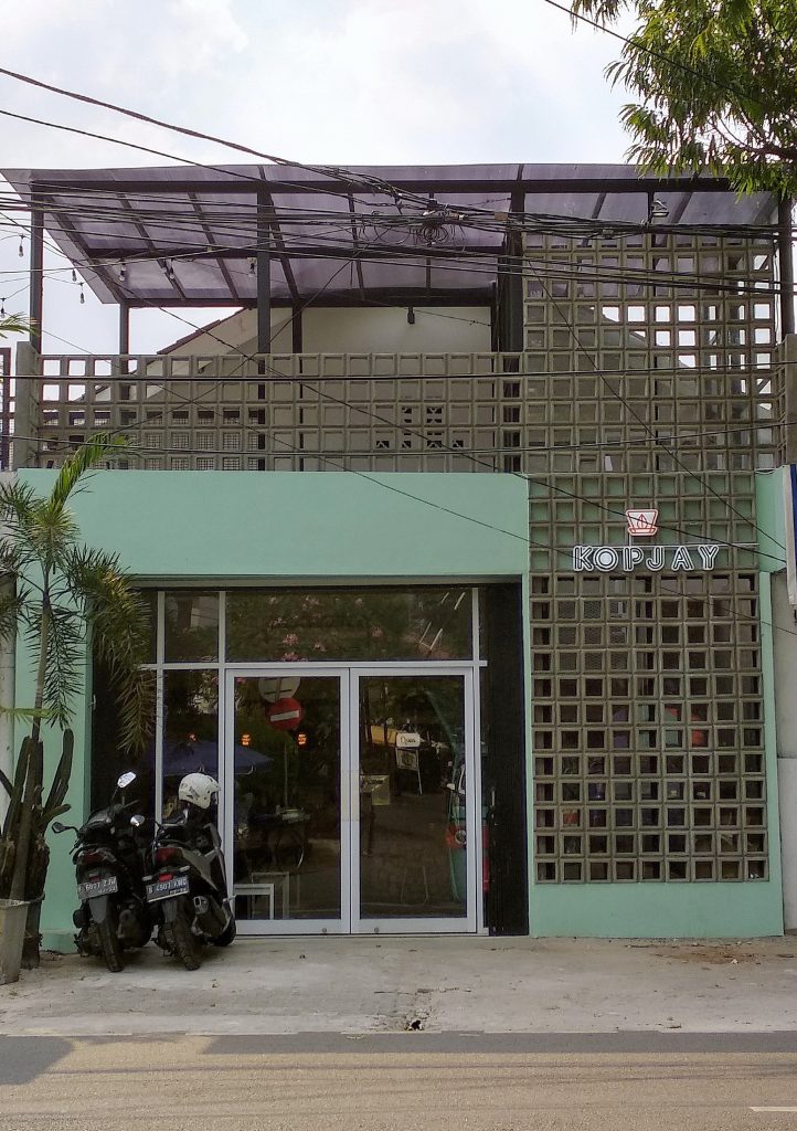 Nongkrong Santai Ala Kopjay Cafe Gandaria Jakarta