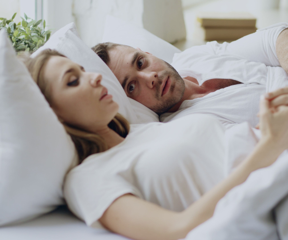 Stres dan Kurang Tidur Turunkan Gairah Seksual, Kenapa?!