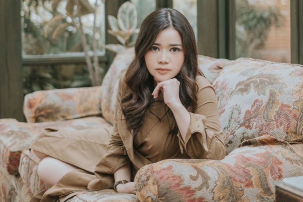 Mengintip Pesona Olivia Allan, Pujaan Hati Denny Sumargo