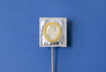 Pentingnya Gunakan Pengaman Saat Berhubungan Seksual