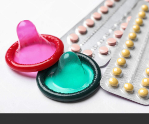 Kombinasi Pil KB dan Kondom, Perlukah?