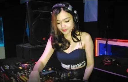 DJ Asal Bengkulu Ini Bercita-cita Memiliki Keluarga Kecil Bahagia