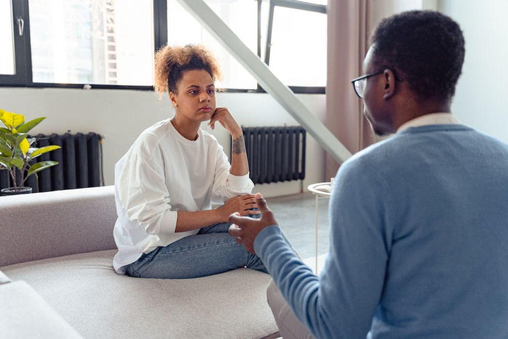 Kenali Tanda Anxious Attachment dan Solusinya