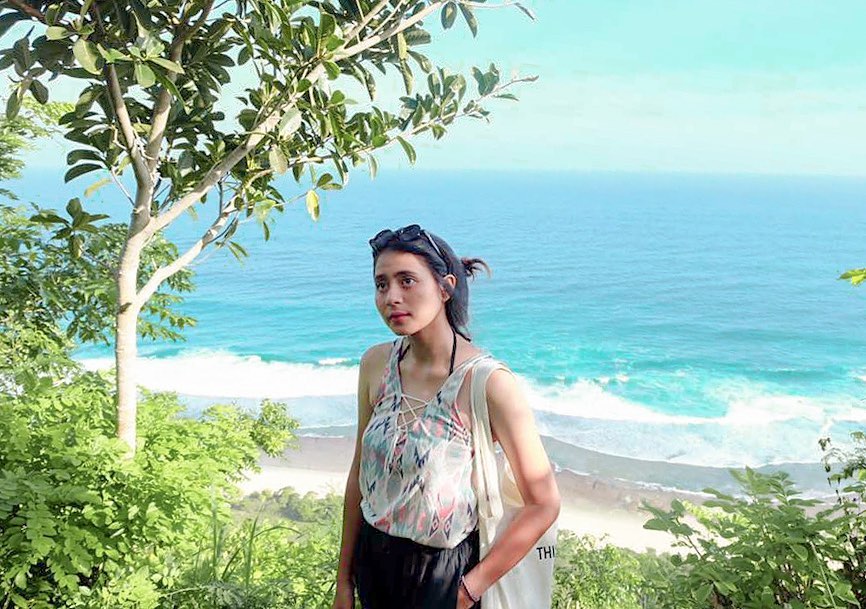 Efinda Putri Andriani, Si Cantik yang Menyatu dengan Alam Liar