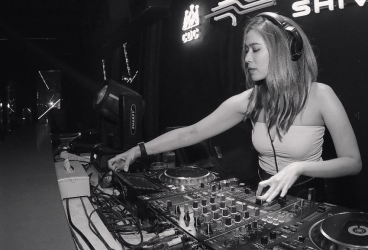 DJ Megan, FDJ Top Indonesia Berkelas Internasional
