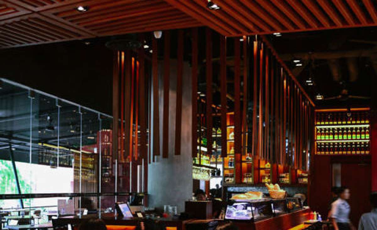 District 10 Resto and Bar, Lokasi Nongkrong Terbaik di Medan