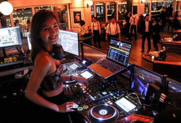 Vanessa Ho, DJ yang Meraih Puncak Karier Saat Masih Remaja