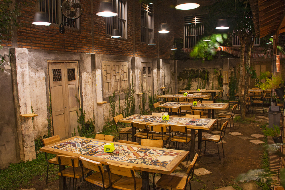 Tap House Beer Garden, Lokasi Minum Bir dengan Nuansa Klasik
