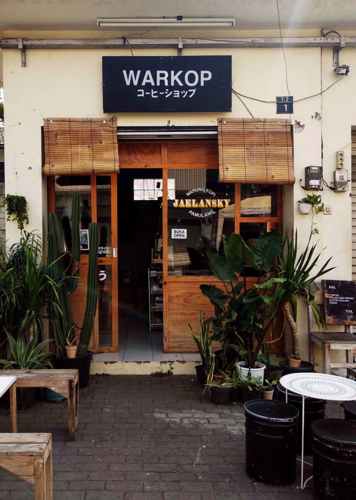 Menyeruput Kopi Termahal Dunia di Warkop Jaelansky