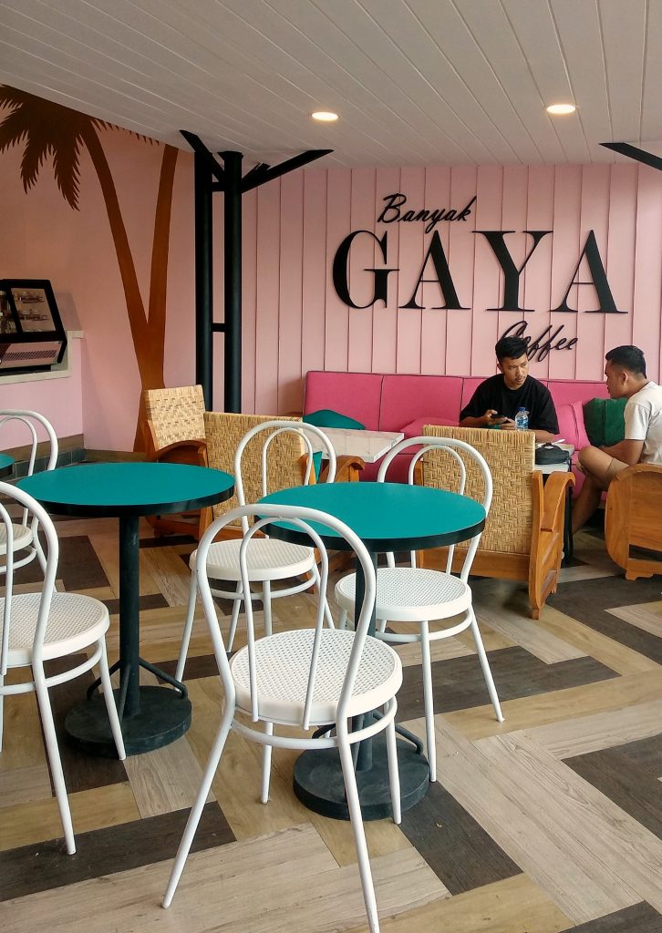 Nongkrong di Banyak Gaya Coffee Stadion GBK