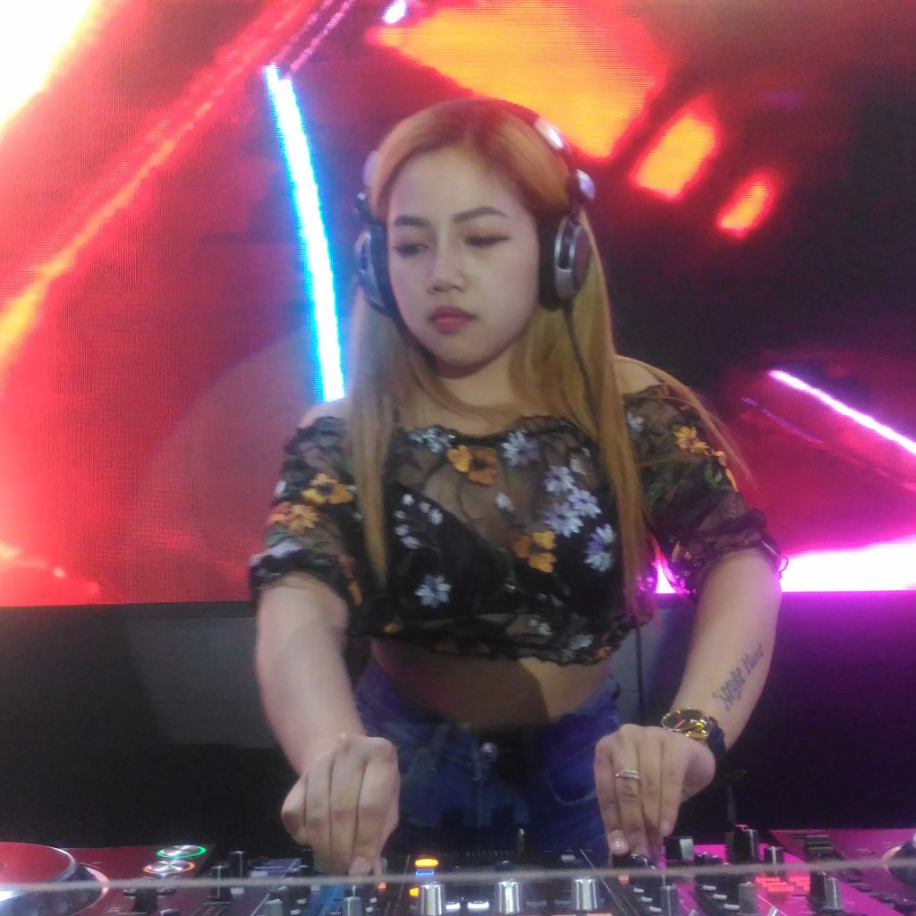 DJ Ello Floo, Female DJ yang Sudah Menguasai Panggung EDM Tanah Air