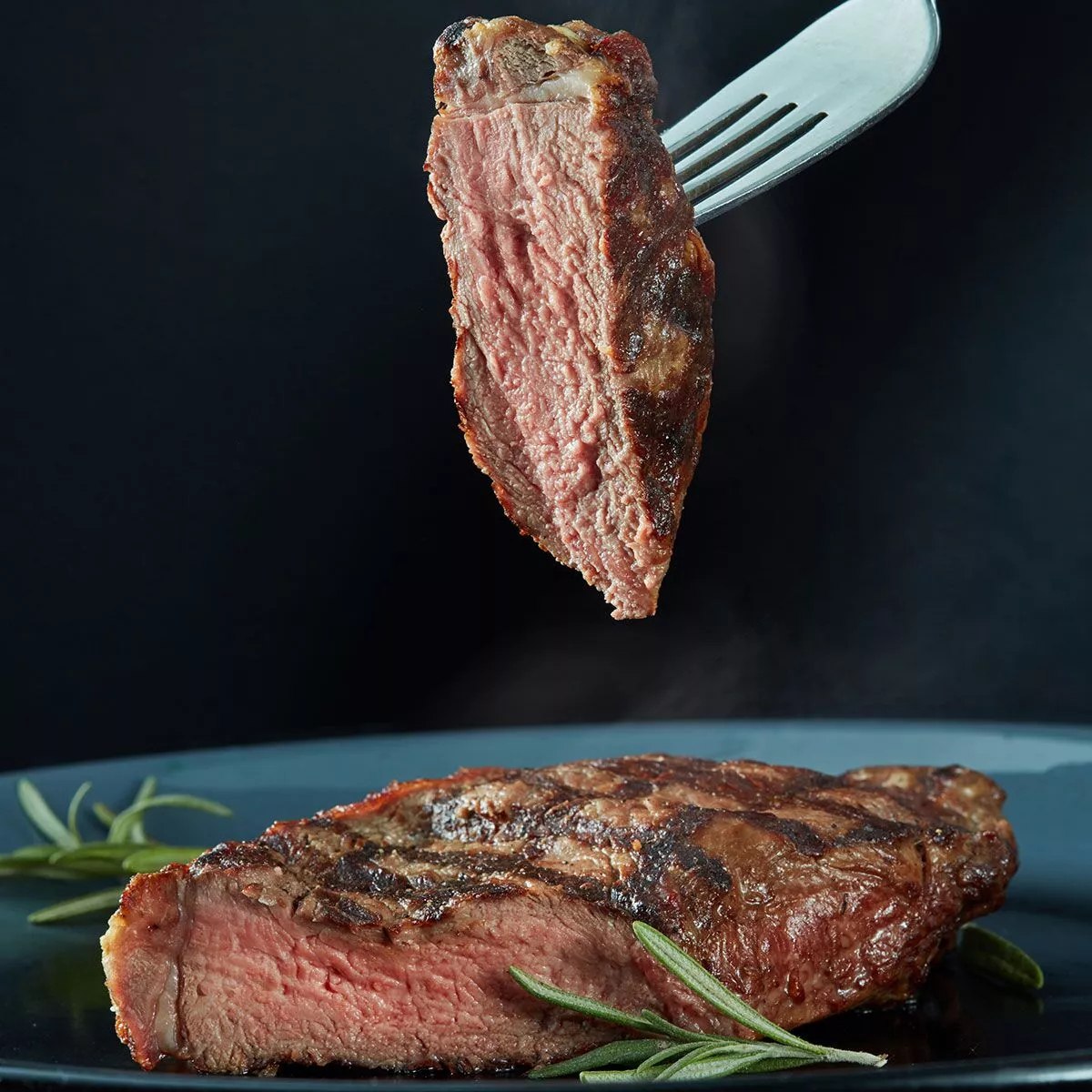 Mengenal Tingkat Kematangan Daging Steak
