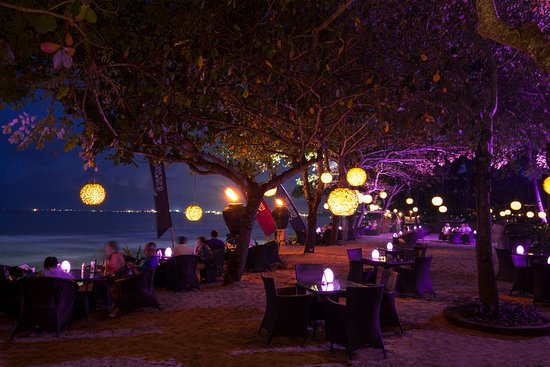 Jimbaran Beach Club, Nightclub di Jimbaran dengan Sea View