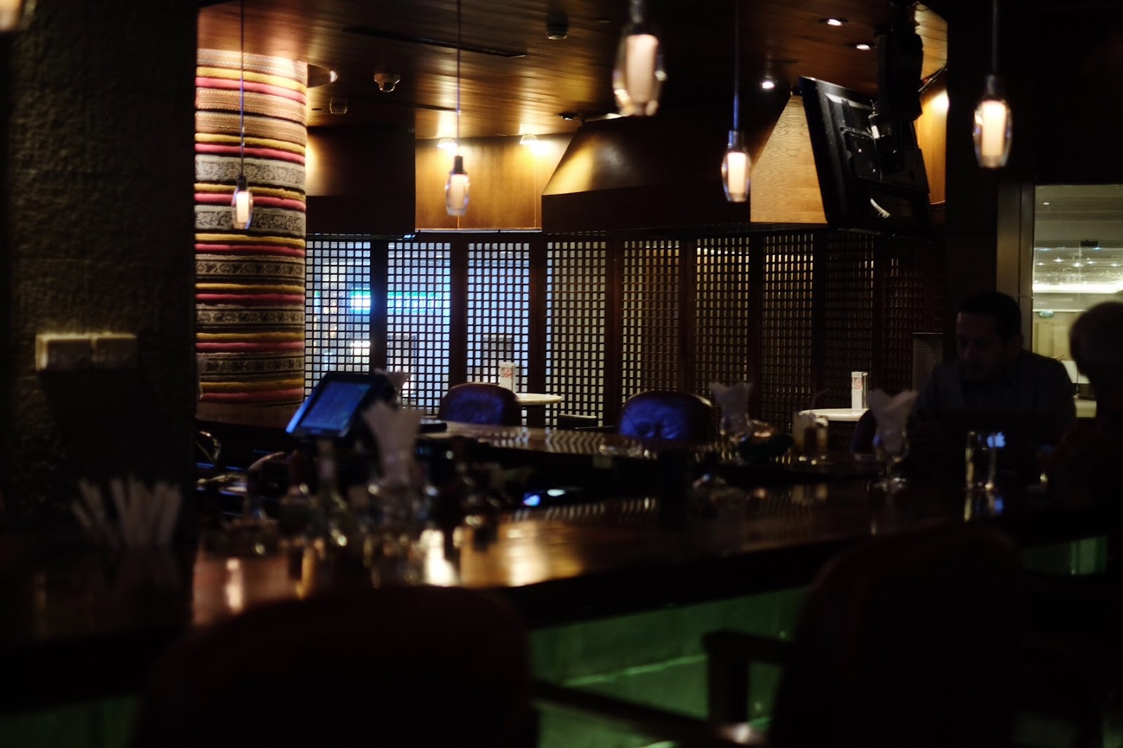 Bacchus Bar, Lokasi Minum Wine Sekaligus Lokasi Nobar