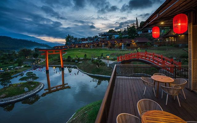 Merasakan Sensasi Jepang di Onsen Resort Batu Malang